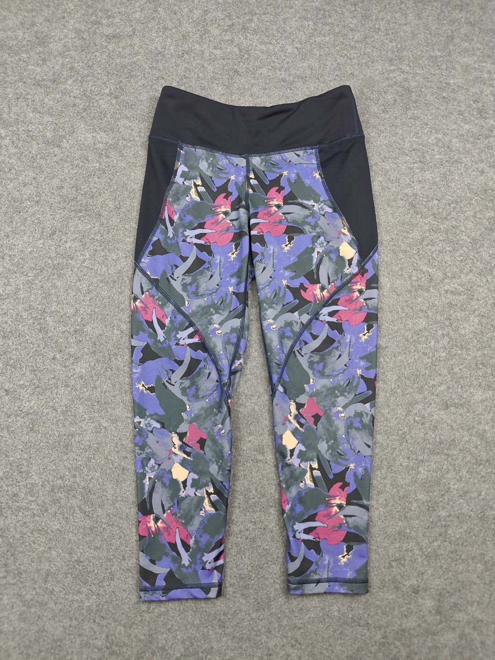 Patagonia Leggings Womens Small Purple Floral Ankle Mid Rise Inseam 21 In